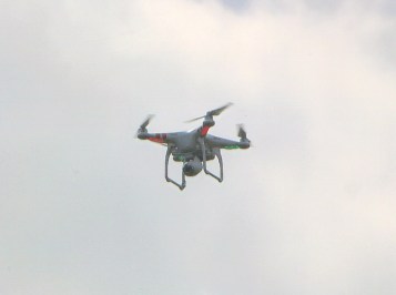 flying_drone_in_holland