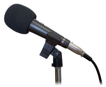 730px-Microphone_studio