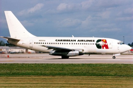 caribbean_airlines_boeing_737-200_jetpix