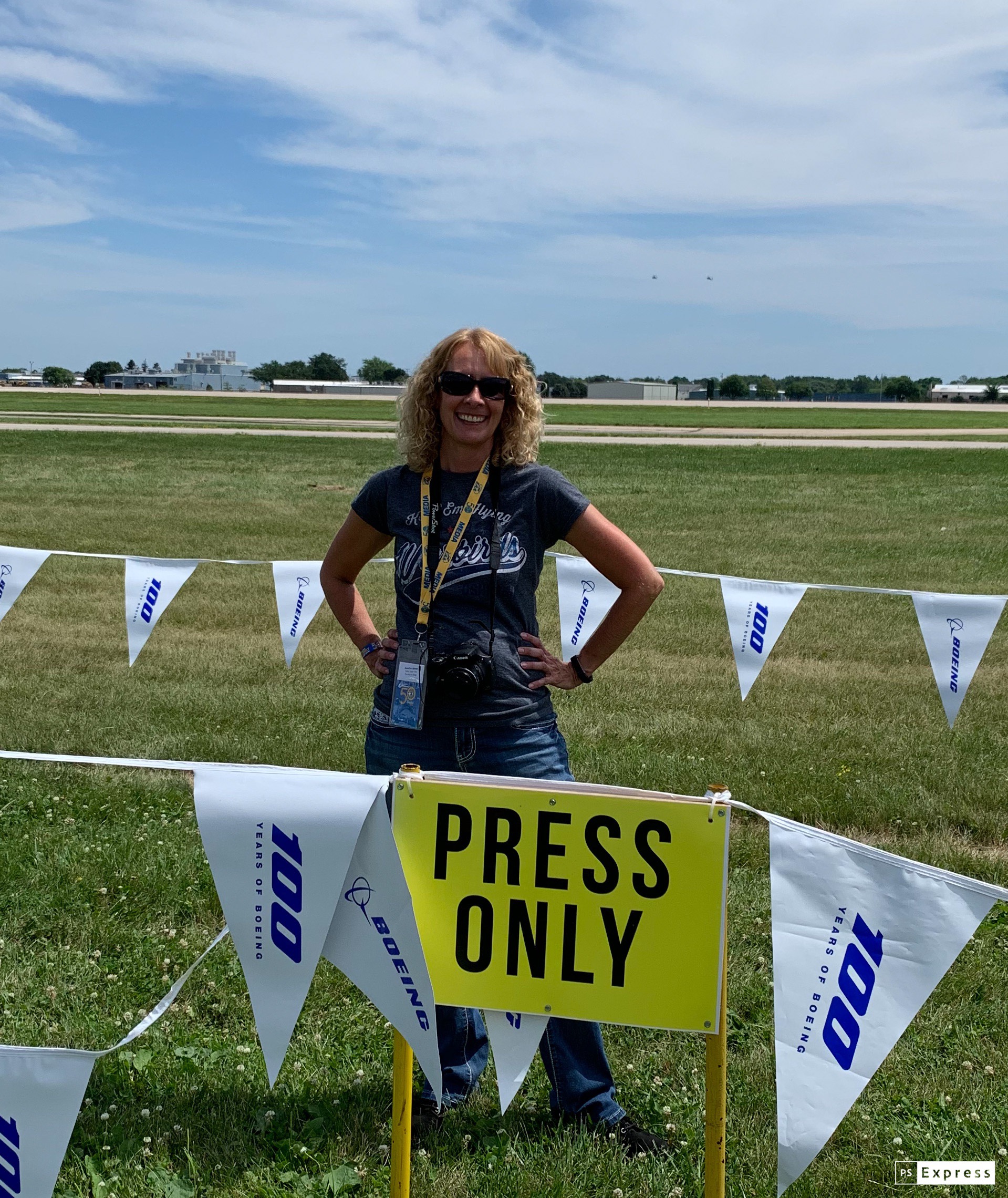 98761F2D-68FC-437F-96DA-EB8425F2C1AF