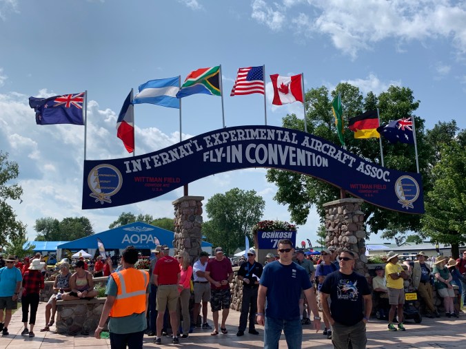 DAD393B6-BE2C-4FBC-A0D4-0C17F7F4D9CF