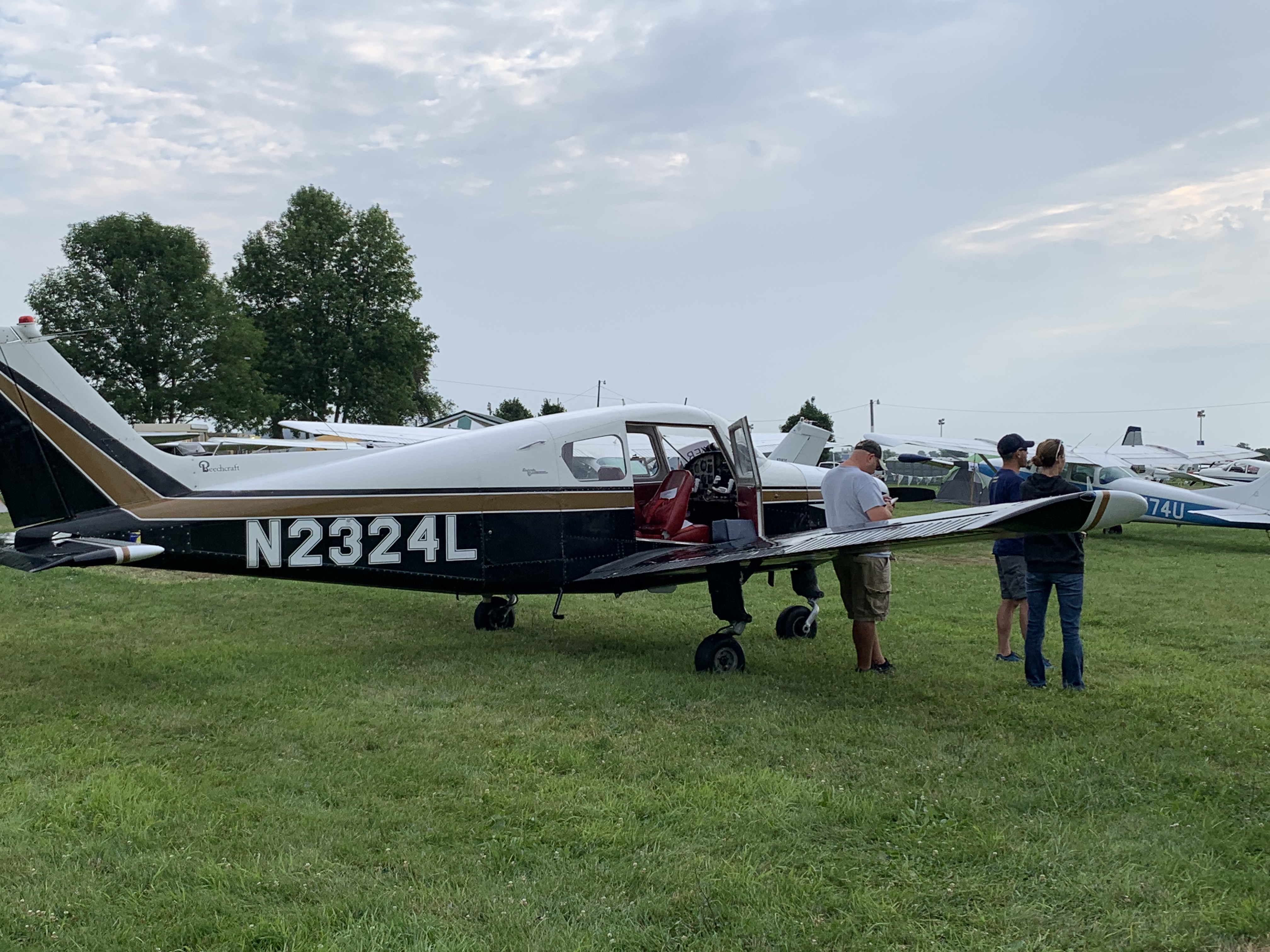 13C25D04-2FEE-497D-A7E2-45B7B4C648A1